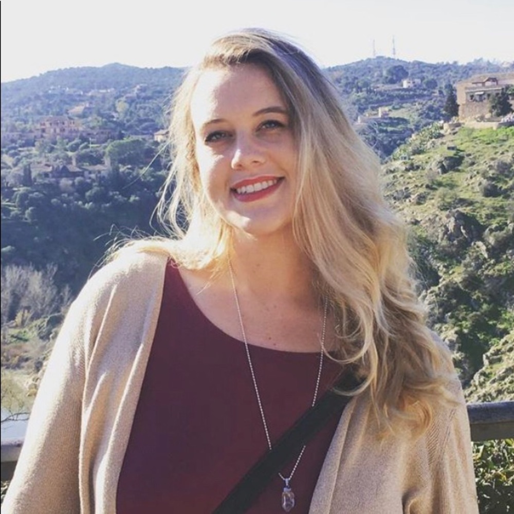 Meet your Posher, Rebecca